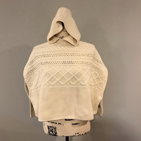 GAP Other - NWT GAP Medium poncho